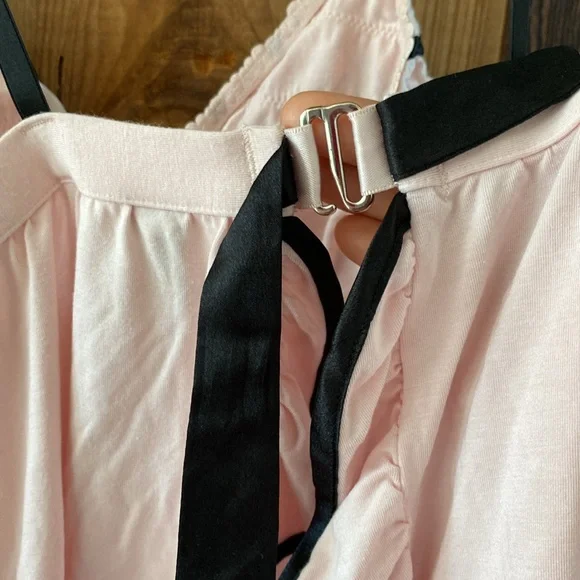 Victoria’s Secret pink ruffled babydoll chemise with black trim. S/P - Picture 8 of 10